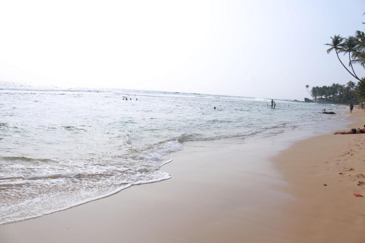 Jayaa Beach Talpe Zewnętrze zdjęcie