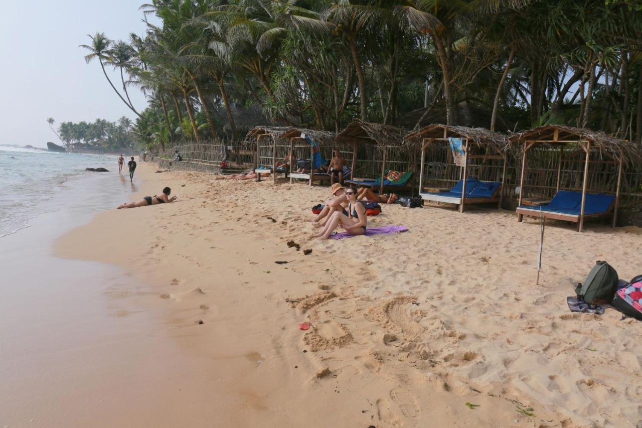 Jayaa Beach Talpe Zewnętrze zdjęcie